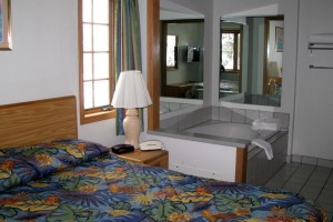Apple Creek Resort Honeymoon Suite